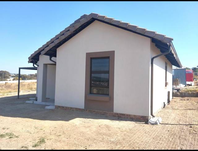 3 BEDROOM HOUSE FOR SALE IN COSMO CITY